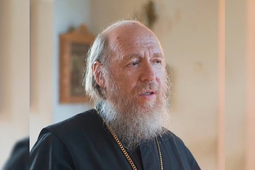 Архимандрит Сильвестр (Лукашенко) http://www.rostov-monastir.ru/page/duhovnik-arhimandrit-silvestr-1